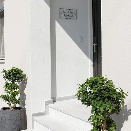 Iliana & Sarra 2 Lägenhet *