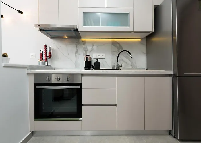 Iliana & Sarra 2 Apartment *